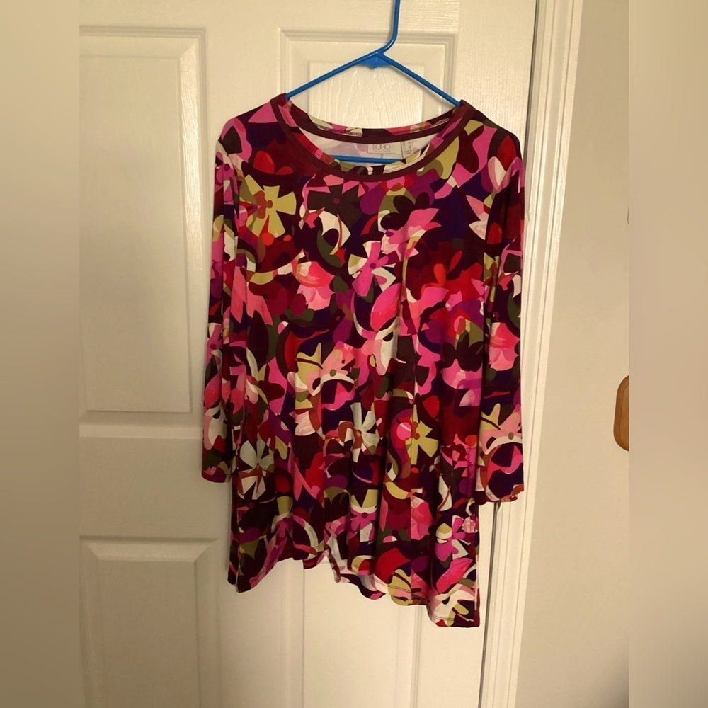 Lori Goldstein Vintage Top